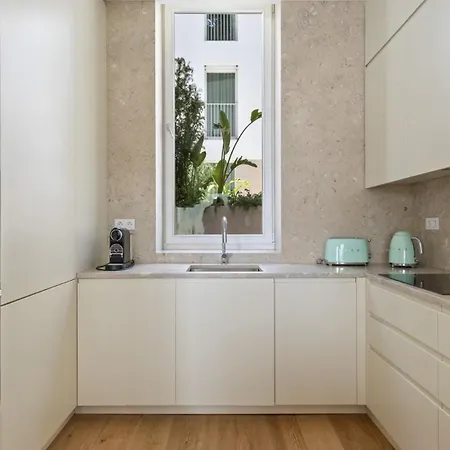Σπίτι διακοπών 1-bedroom Townhouse With Rooftop In *