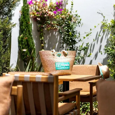 1-bedroom Townhouse With Rooftop In Σπίτι διακοπών