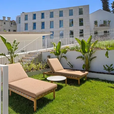 Σπίτι διακοπών 1-bedroom Townhouse With Rooftop In *