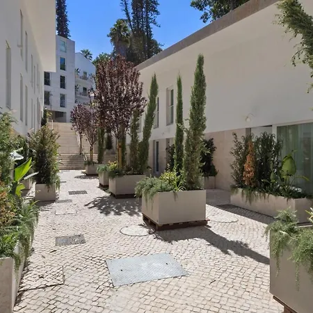 1-bedroom Townhouse With Rooftop In Σπίτι διακοπών *